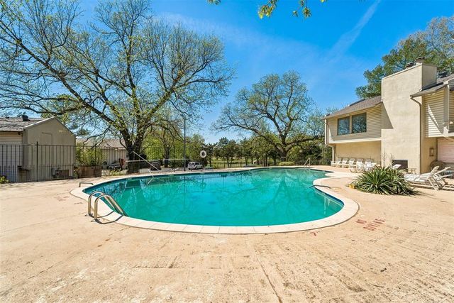 850 Cardinal Creek Boulevard A, Norman, OK 73072
