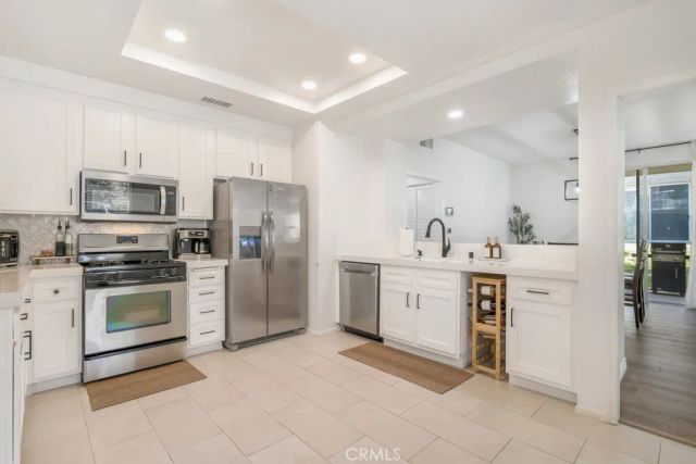 272 Fieldstone Way A, Simi Valley, CA 93065