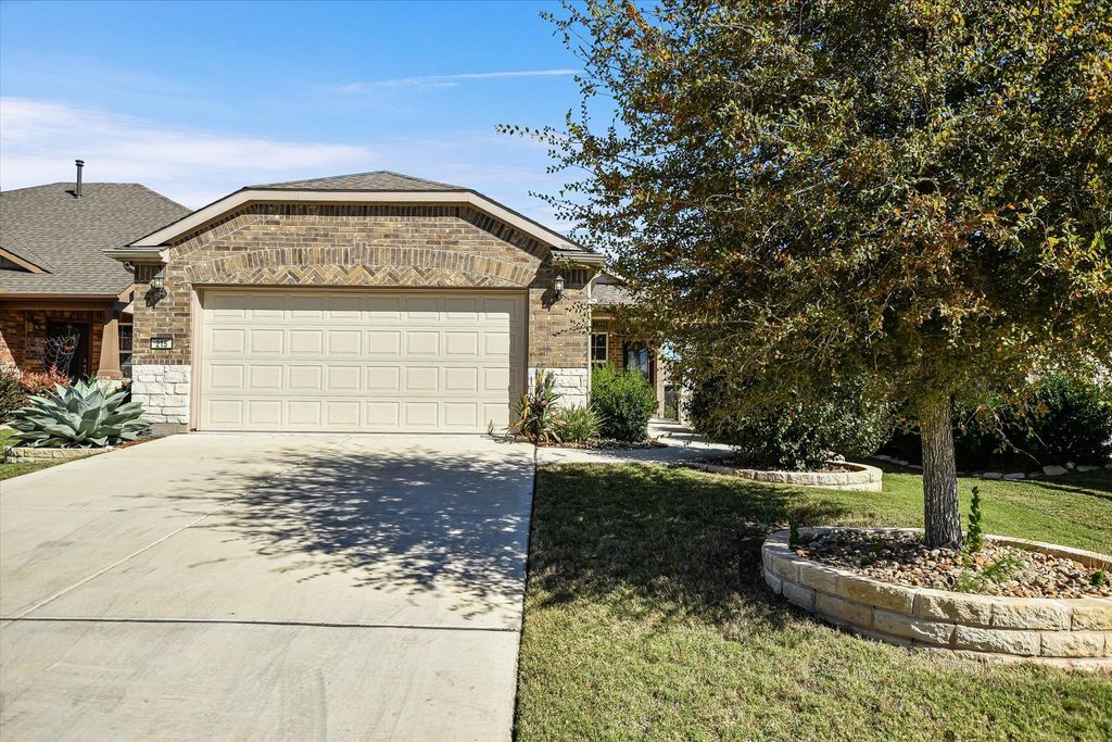 215 Comal LN, Georgetown, TX 78633