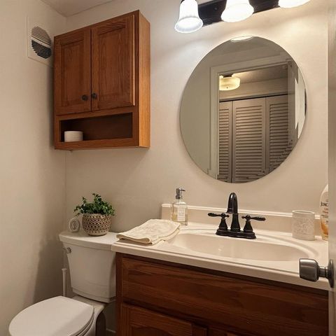 680 W Horizons W 103, Boynton Beach, FL 33435