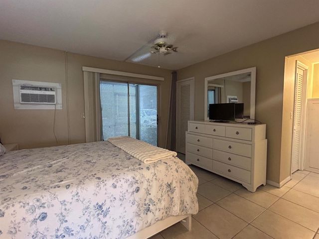 680 W Horizons W 103, Boynton Beach, FL 33435
