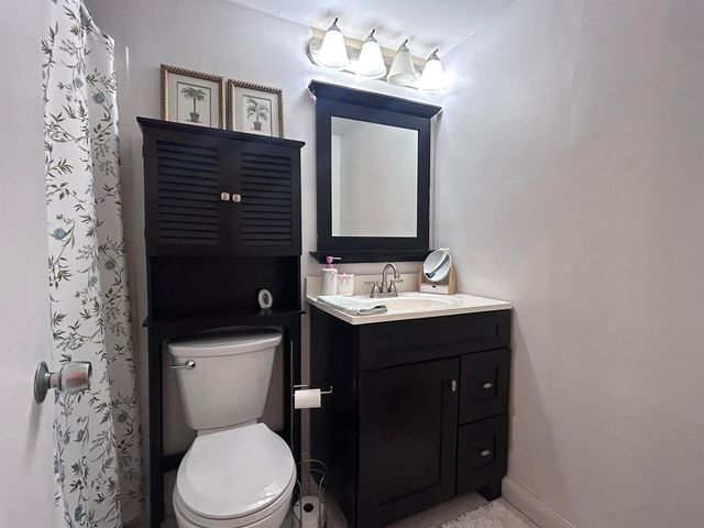 680 W Horizons W 103, Boynton Beach, FL 33435