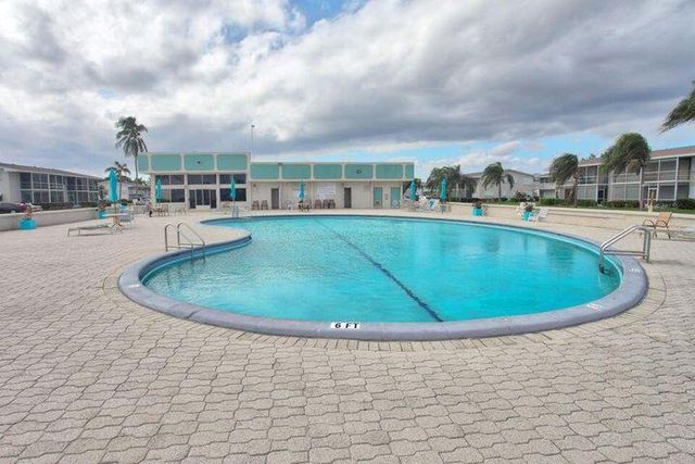 680 W Horizons W 103, Boynton Beach, FL 33435