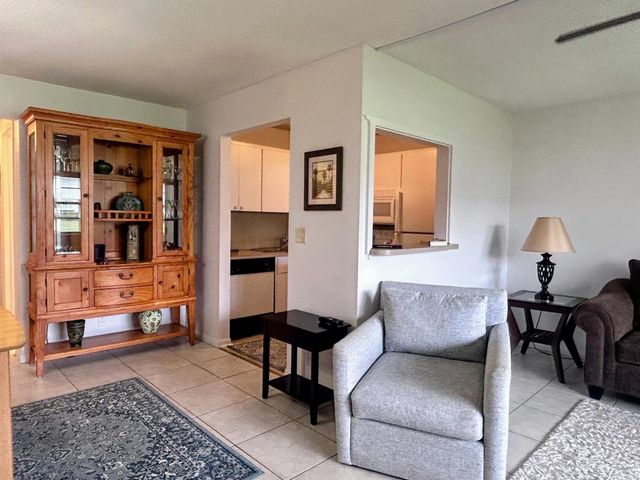 680 W Horizons W 103, Boynton Beach, FL 33435