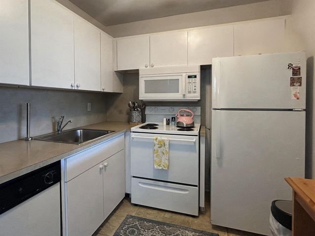 680 W Horizons W 103, Boynton Beach, FL 33435