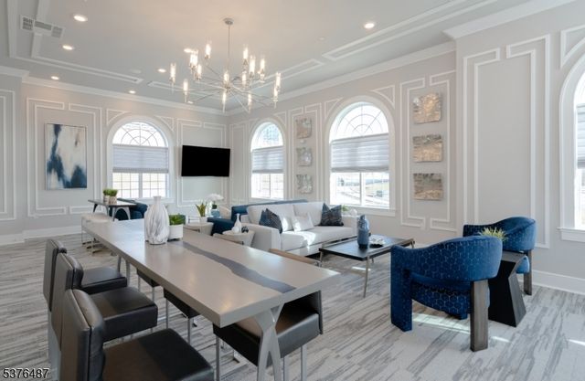 64 Eastwood Ter, East Hanover Twp., NJ 07936