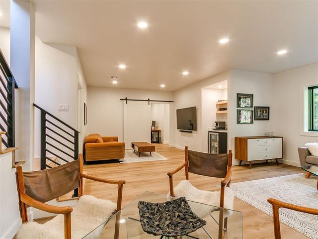 716 S Pickard Avenue, Norman, OK 73072