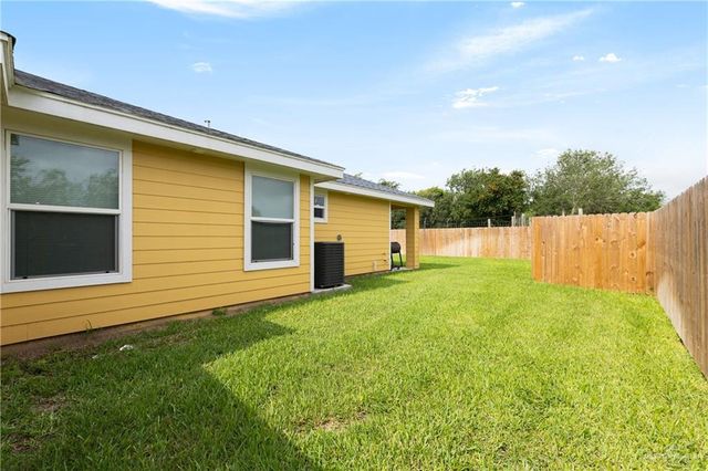 1500 Westgate Drive, Weslaco, TX 78596