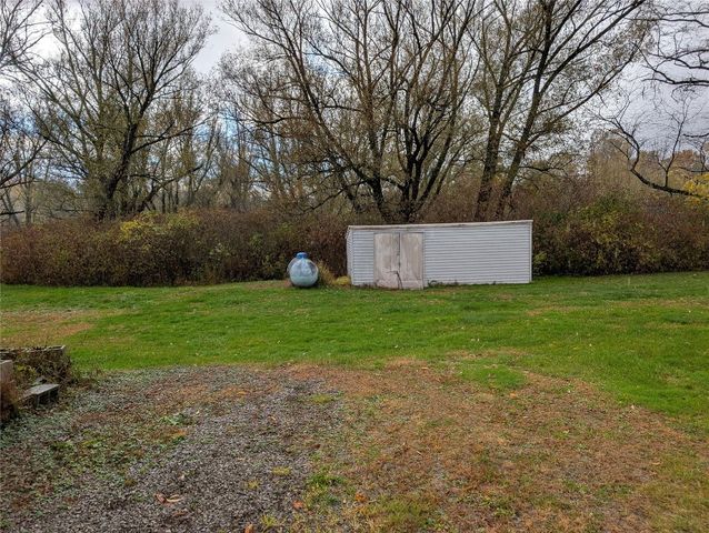 2109 US HIGHWAY 6 Highway, Linesville, PA 16424