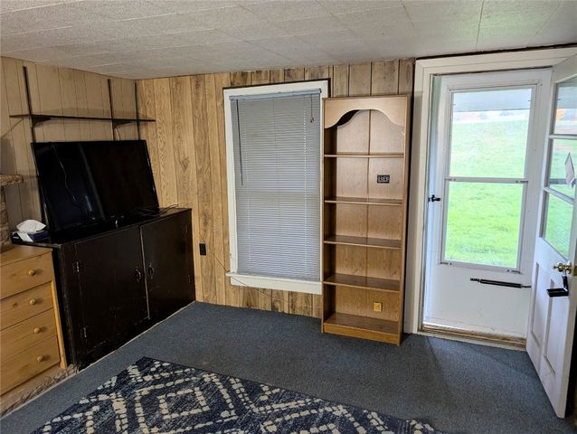 2109 US HIGHWAY 6 Highway, Linesville, PA 16424