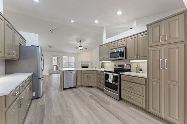 16 Winters Lane, Bella Vista, AR 72714