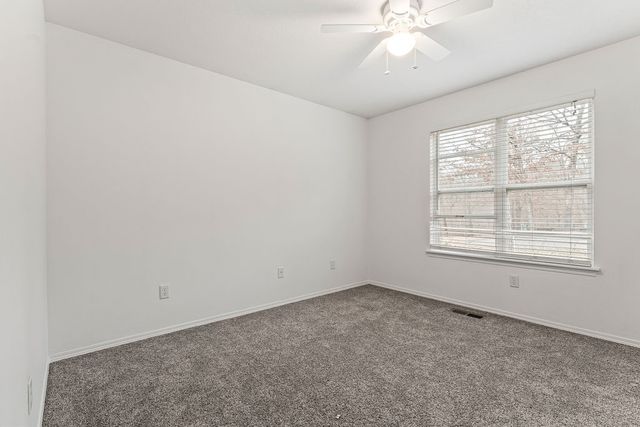 16 Winters Lane, Bella Vista, AR 72714