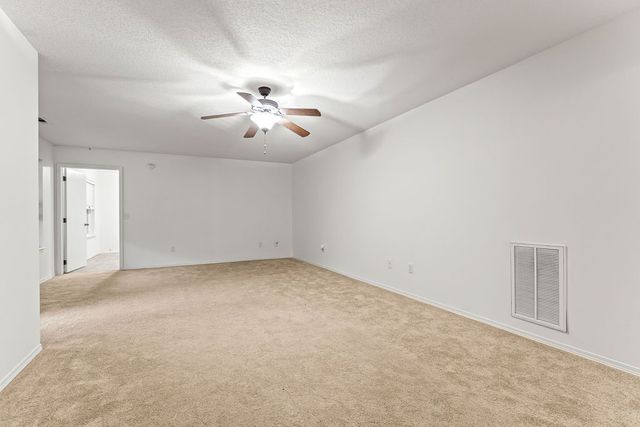 16 Winters Lane, Bella Vista, AR 72714