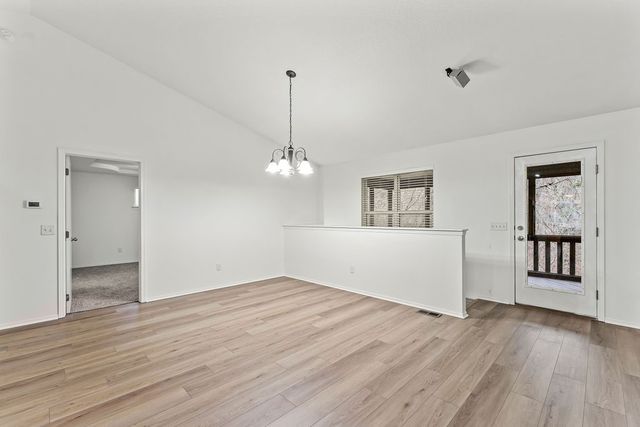 16 Winters Lane, Bella Vista, AR 72714