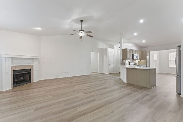 16 Winters Lane, Bella Vista, AR 72714