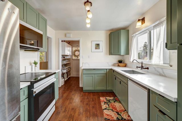 700 Elefa St, Roseville, CA 95678