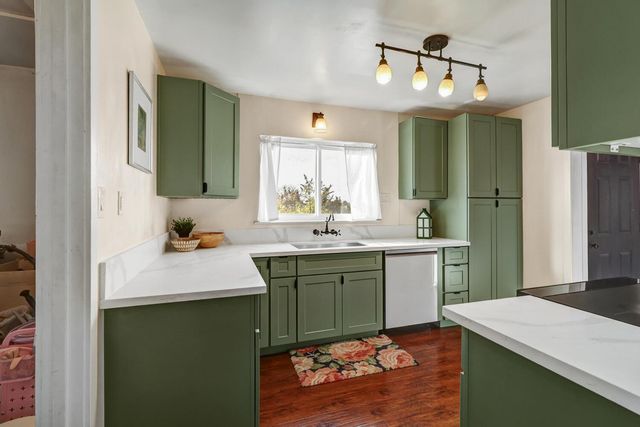 700 Elefa St, Roseville, CA 95678