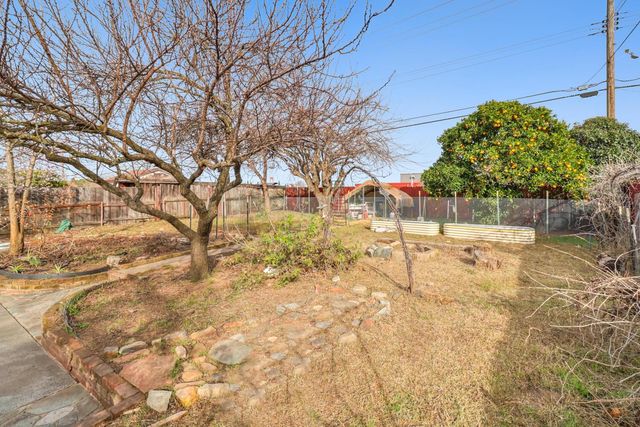 700 Elefa St, Roseville, CA 95678