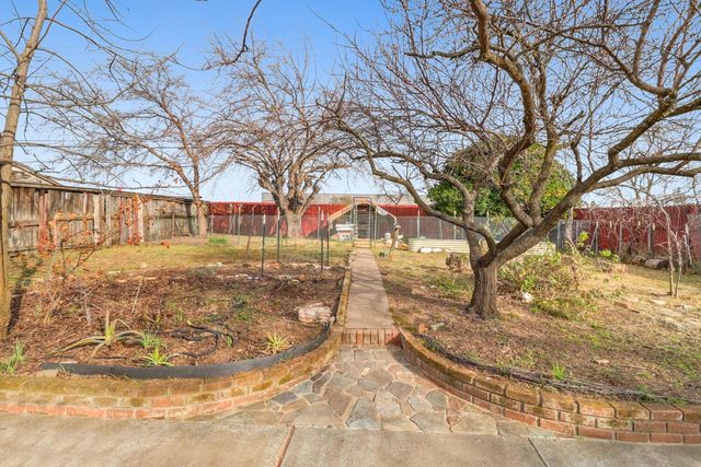 700 Elefa St, Roseville, CA 95678