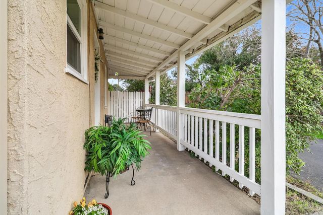 700 Elefa St, Roseville, CA 95678