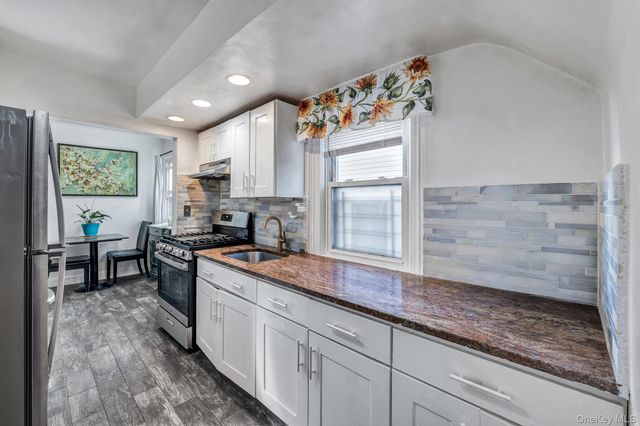 1651 Hering Avenue, Bronx, NY 10461