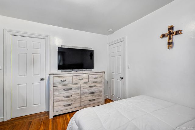 1651 Hering Avenue, Bronx, NY 10461
