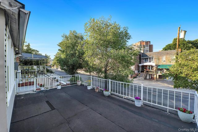 1651 Hering Avenue, Bronx, NY 10461