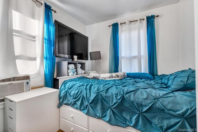 1651 Hering Avenue, Bronx, NY 10461