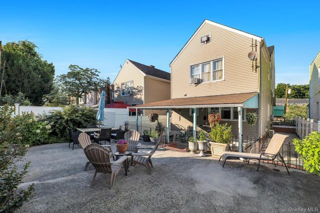 1651 Hering Avenue, Bronx, NY 10461