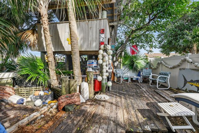 460 SE 18th Avenue, Deerfield Beach, FL 33441