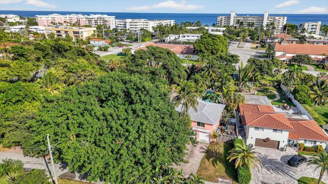 460 SE 18th Avenue, Deerfield Beach, FL 33441