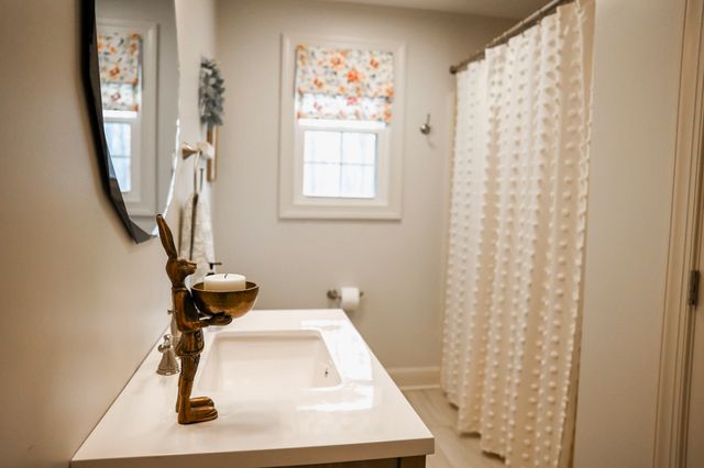 6171 Calvin Potts Rd, Primm Springs, TN 38476