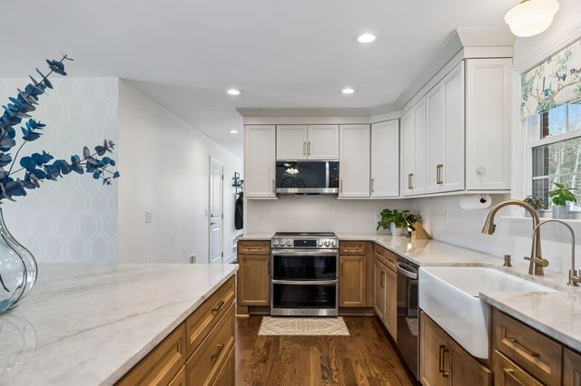 6171 Calvin Potts Rd, Primm Springs, TN 38476