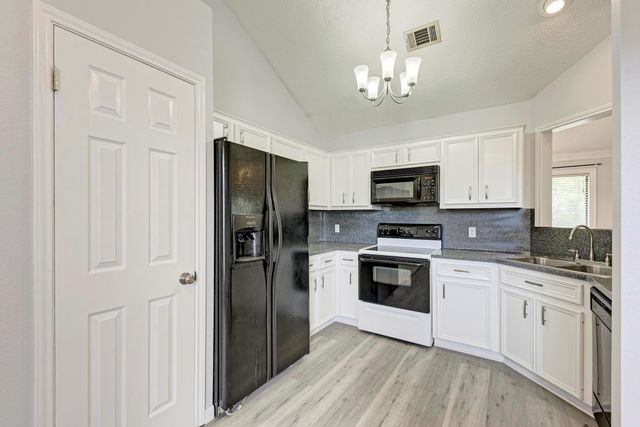 2104 Mimosa TRL, Round Rock, TX 78664