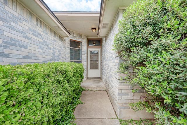 2104 Mimosa TRL, Round Rock, TX 78664