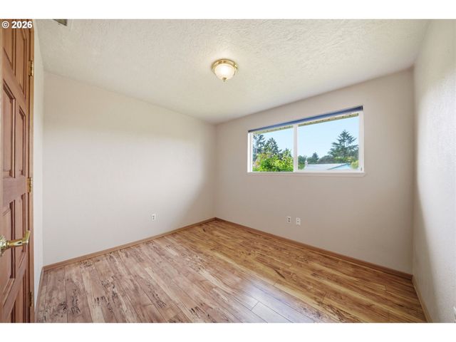 10717 Ne 44TH St, Vancouver, WA 98682