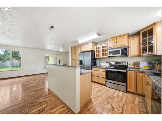 10717 Ne 44TH St, Vancouver, WA 98682