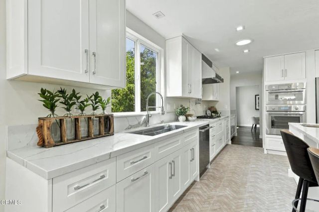 4356 Bel Aire Drive, La Canada Flintridge, CA 91011