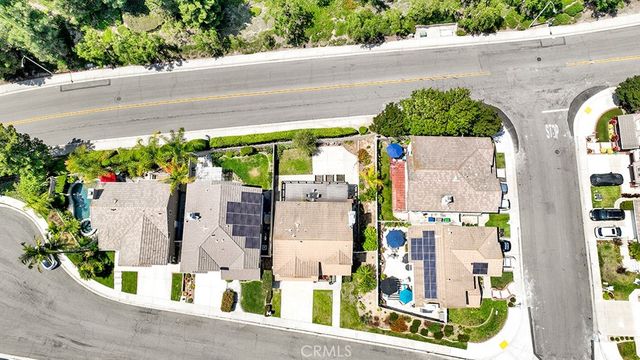 15 Dusty Trail, Trabuco Canyon, CA 92679