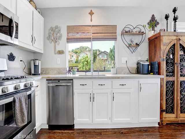 15 Dusty Trail, Trabuco Canyon, CA 92679