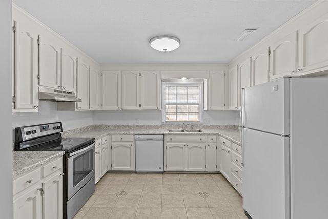 110 Palisades, Enterprise, AL 36330