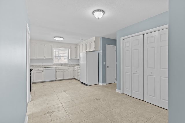 110 Palisades, Enterprise, AL 36330