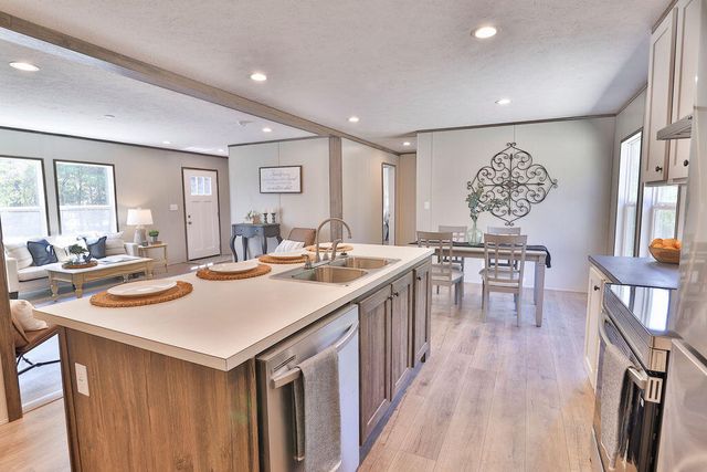 211 Rodenberry Road, Cross, SC 29436