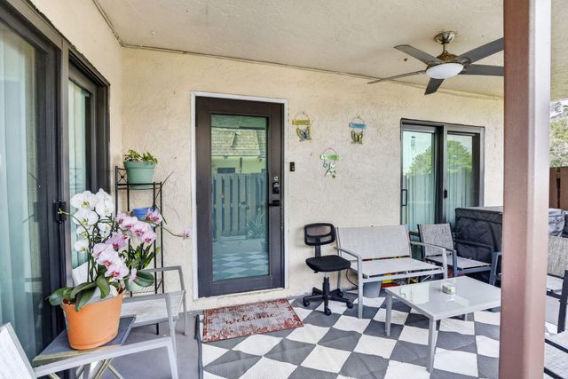 139 San Remo Boulevard 139, North Lauderdale, FL 33068