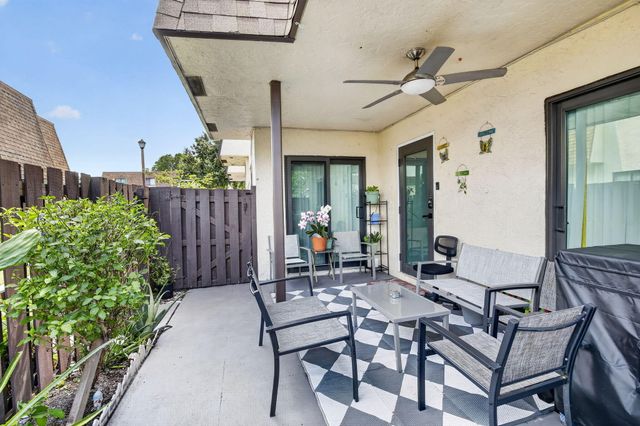 139 San Remo Boulevard 139, North Lauderdale, FL 33068