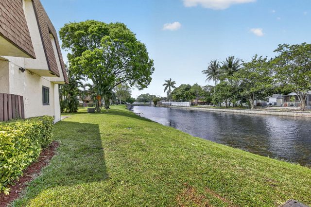 139 San Remo Boulevard 139, North Lauderdale, FL 33068