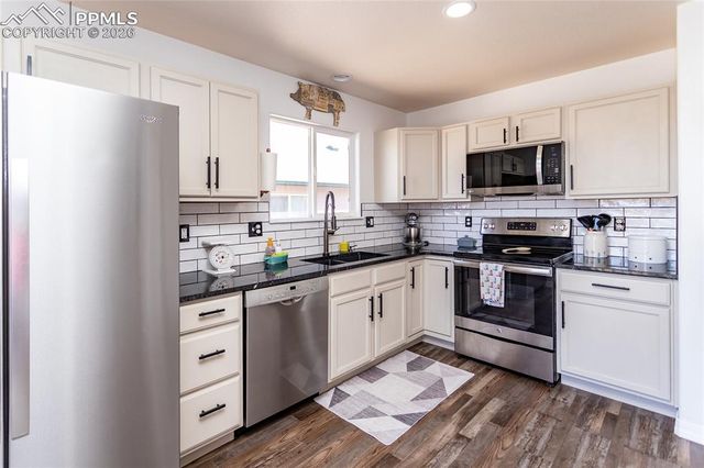 1174 Hill Mesa Court, Colorado Springs, CO 80905