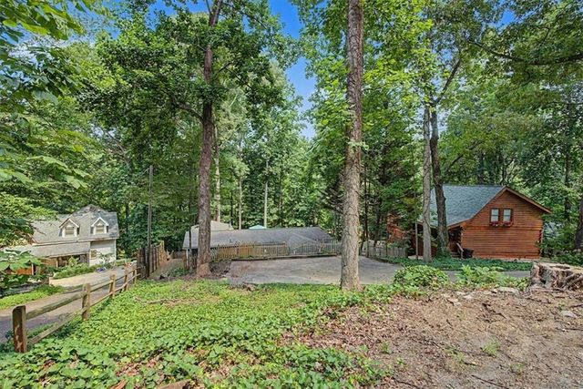 6695 Thunder Trail, Gainesville, GA 30506