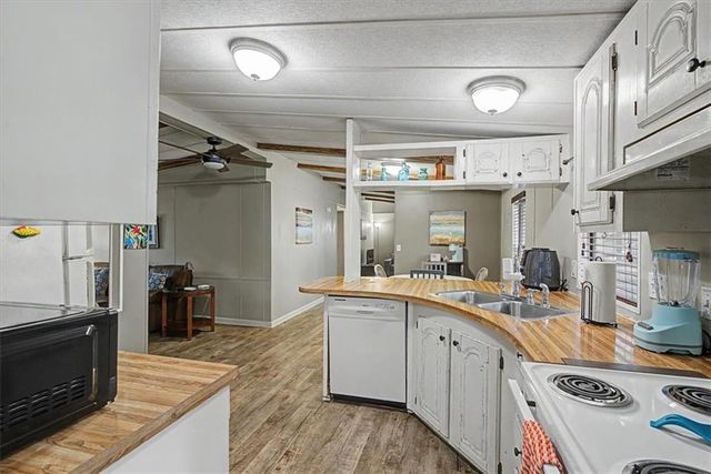 6695 Thunder Trail, Gainesville, GA 30506
