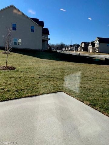 100 Diamond Circle, Trinity, NC 27370